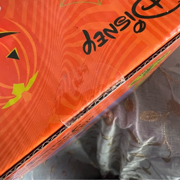 Disney Mickey Mouse Halloween Pumpkin Makeup Brush Set - Picture 4 of 4